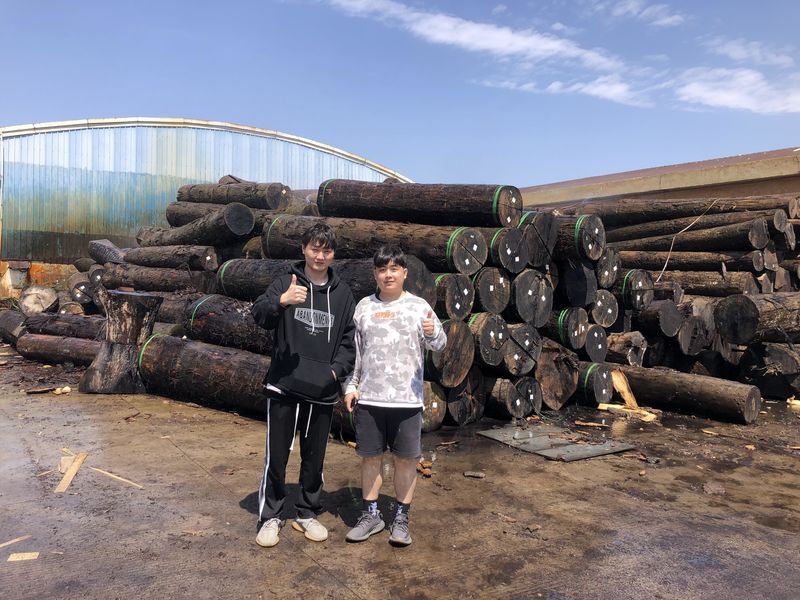 Dongguan Lingfeng Wood Industry Co., Ltd. lini produksi pabrikan